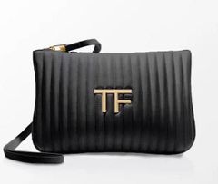 TFpbk新品未使用本物 TOM FORD トムフォード ノベルティマルチポーチ