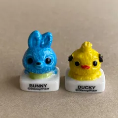 バニー&ダッキーのフェーブ／セット／トイストーリー／ピクサー／フランス雑貨／陶器ミニチュア／ブロカント／ヴィンテージ／蚤の市／幸運の小さな陶器