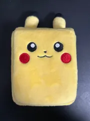 ピカチュウ　ぬいぐるみ　デッキケース