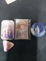 プロジェクトセカイ 缶バッジ 暁山 瑞希 小豆沢 こはね 絵名 三角缶バッジ グリッター缶バッジ Vivid BAD SQUAD