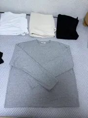長袖Tシャツ