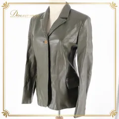 レディース ファッション ジャケット VERSUS ヴェルサス 上着 カーキ系 フォーマル カジュアル イタリア製 長袖 ポケット付き 高級感 おしゃれ 上品 オフィス お出かけ アウター デザイン シンプル レディースジャケット カーキ色 コーディネート