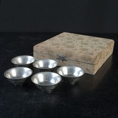高島屋 錫製 梅打出し カップソーサー 6客 桐箱付 昭和レトロ - メルカリ