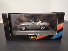 美品] CORGI 007 BMW Z8 ワールド・イズ・ノット・イナフ - メルカリ