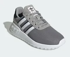 2025年最新】アディダス la trainerの人気アイテム - メルカリ