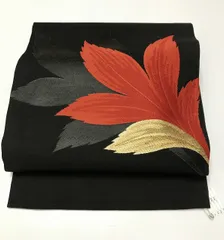 【中古】名古屋帯 交織 黒地に枝葉文様 九寸 お太鼓柄