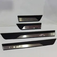 【送料無料】ホンダ FIT/CIVIC/CRV/VEZEL/HRV/アコード 専用 サイドステップガード 迎賓踏板 ドアスカッフプレート 4枚セット 外装保護ZX03