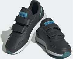 【SALE】【adidas】IG9640 adidas  VS SWITCH 3 CF C BLACK/BLUE/GREEN アディダス スウィッチ ブラック/ブルー/グリーン キッズ ジュニア スニーカー カジュアル シューズ 靴 子供靴 黒 緑 青