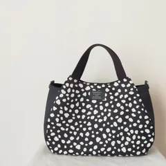 ハンドメイド　トートバッグ　ダルメシアン　チューリップバッグ　バルーンバッグ　ショルダーバッグ　Dカン付き　お散歩バッグ　可愛いバッグ