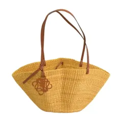 2025年最新】ロエベ エレファント バッグの人気アイテム - メルカリ