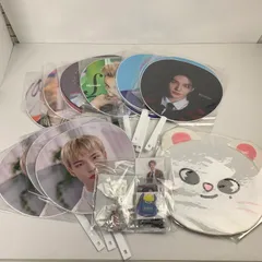 【中古美品】 Stray Kids  ヒョンジン グッズ まとめ うちわ トレカ ペンライトリボン アクスタなど セット売り ストレイキッズ スキズ 【084-251127-nm-02-fuz】