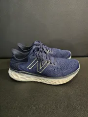 ニューバランス Fresh Foam ランニングシューズ ネイビー