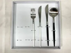 【未使用】クチポール ゴア ホワイト【フォーク＆ナイフ】 ブラック【ナイフ＆スプーン】 計4本セット