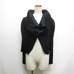✳️プリーツプリーズ✳️中古品　イッセイミヤケ　まだまだはけます✨️ ✳️プリーツプリーズ✳️中古品 イッセイミヤケ まだまだはけます