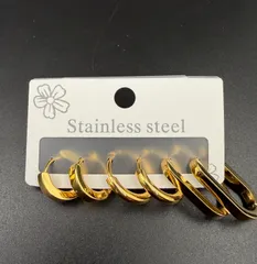 ステンレスフープ　ピアス　三つ　　　セット 新品　 未使用