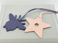 Dior(ディオール) レザーチャーム バッグチャーム 星 蜂 ノベルティ