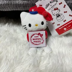 新品 ピザ配達員 ハローキティ キーホルダー ぬいぐるみ