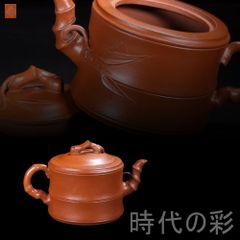 中国古美術 清・乾隆年製 緑地粉彩 春遊図 如意耳 蒜頭瓶 壺 花瓶