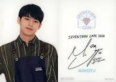 【中古】コレクションカード(男性) SEVENTEEN/MINGYU(ミンギュ)/バストアップ・印刷サイン入り/「SEVENTEEN CAFE 2020」渋谷・東京・大阪(前半)・名古屋・福岡会場限定 事前予約特典オリジナルカード