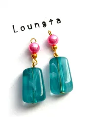 3303ピンクパールとグリーンのプチプラピアス 樹脂ピアス