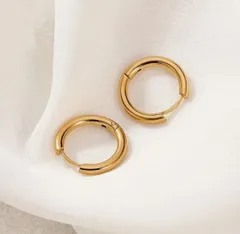 ピアス シンプル ゴールド イヤーカフ 韓国 上品 結婚式 金 男女兼用