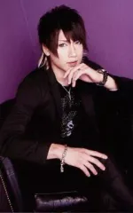 【中古】コレクションカード(男性) ゴールデンボンバー/樽美酒研二/膝上・座り・左手口元/ゴールデン・スクラッチ Vol.2