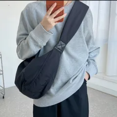 ショルダーバッグ ボディバッグ メンズ レディース ラウンド 斜めがけ 男女兼用