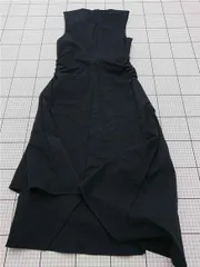 2025年最新】cos ワンピース ノースリーブの人気アイテム - メルカリ