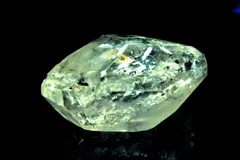 【１点物】パキスタン産 オイルインクォーツ石油水晶　26x15mm　原石ラフカット 原石 パワーストーン 天然石 _PC7627