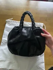 2025年最新】hereu バッグの人気アイテム - メルカリ