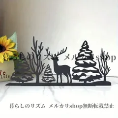 オブジェ エレガント 鋳鉄製 鹿と松のシルエット キャンドルホルダー クラシック クリスマスツリー形状 スタンディング 燃焼デザイン キャンドルスティック用 暖炉 マントル テーブルセンターピース 耐久性のある 冬のホリデーデコレーション オールシーズン