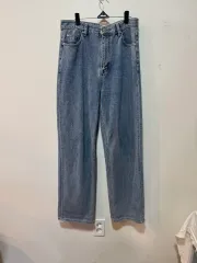 ライトブルー デニム パンツ ストレートフィット デニム