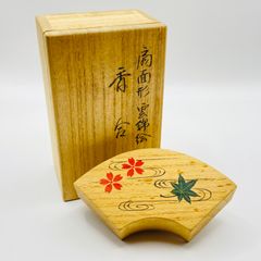 茶道具　羽箒　唐国鳥　炭手前　工芸品 煎茶用羽箒 唐国鳥 紙箱入 煎茶道具 炭道具 水屋道具 炭点前 伝統工芸