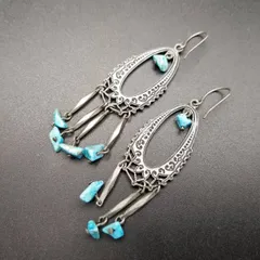 エスニックスタイル オープンワーク 装飾 ヴィンテージ ピアス 揺れる チャーム イヤリング ブルーストーン 楕円 7Y-B