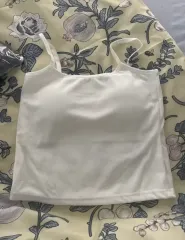 白 キャミソール