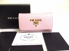 ✨極美品✨PRADAプラダ サフィアーノレザー 4連キーケース ピンク