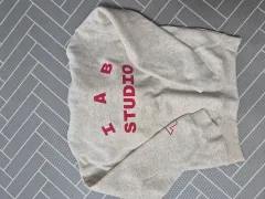 IAB STUDIO アイエプスタジオ KIAタイガース フーディー