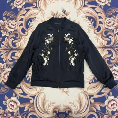 (ウィメンズS)ZARA ザラ フラワー 刺繍 ブルゾン (ブラック)