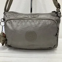 6528　Kipling キプリング　ショルダーバッグ　チャーム付き　モンキー　ゴリラ　レディース　ポケット多数　フロントポケット　軽量　カジュアル　シンプル　光沢　シャイニー　ベージュ系