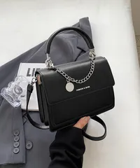 ショルダーバッグ斜めがけ レディース