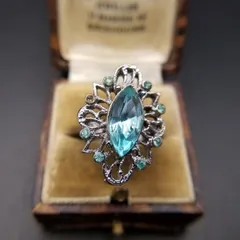 ライトブルー マーキスカット ヴィンテージ リング 指輪 シルバートーン オープンワーク ゴージャス ファッションジュエリー 6Y-F