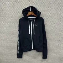 アンダーアーマー カジュアル プリンティングロゴ 弱起毛 フードジップアップ M A01951