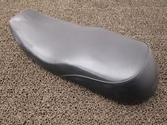 美品 ヤマハ純正 SR500 SR400 純正シート ツートン キャブ ステー付