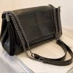 チェーンストラップ キルティング ショルダーバッグ (2 COLOR)