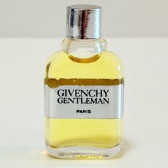 新品未使用 GIVENCHY GENTLEMAN eau de toilette ジェントルマン