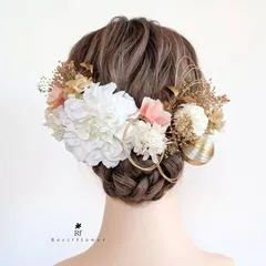 大きなダリアが印象的な髪飾り 成人式 卒業式 結婚式 七五三 髪飾り ドライフラワー 白 ゴールド No.221