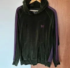 ☆未使用タグ付き☆NEEDLES ベロア　パピヨン刺繍ロゴ付ベロアパーカー 未使用タグ付き NEEDLES ベロア パピヨン刺繍ロゴ付ベロアパーカー