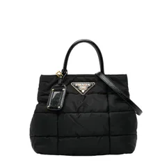 2025年最新】prada エナメル バッグの人気アイテム - メルカリ