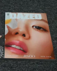 (韓国国内雑誌) DAZED アンド コンフューズド 2022 1 (表紙 : ジス)