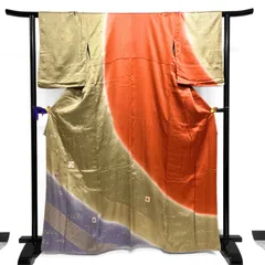 付け下げ　金駒刺繍　金彩　色紙散らし　打出の小槌　紋無　着物　115b d ms